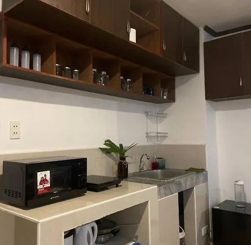 The Bachelor\'S Suite At Mactan Airport
